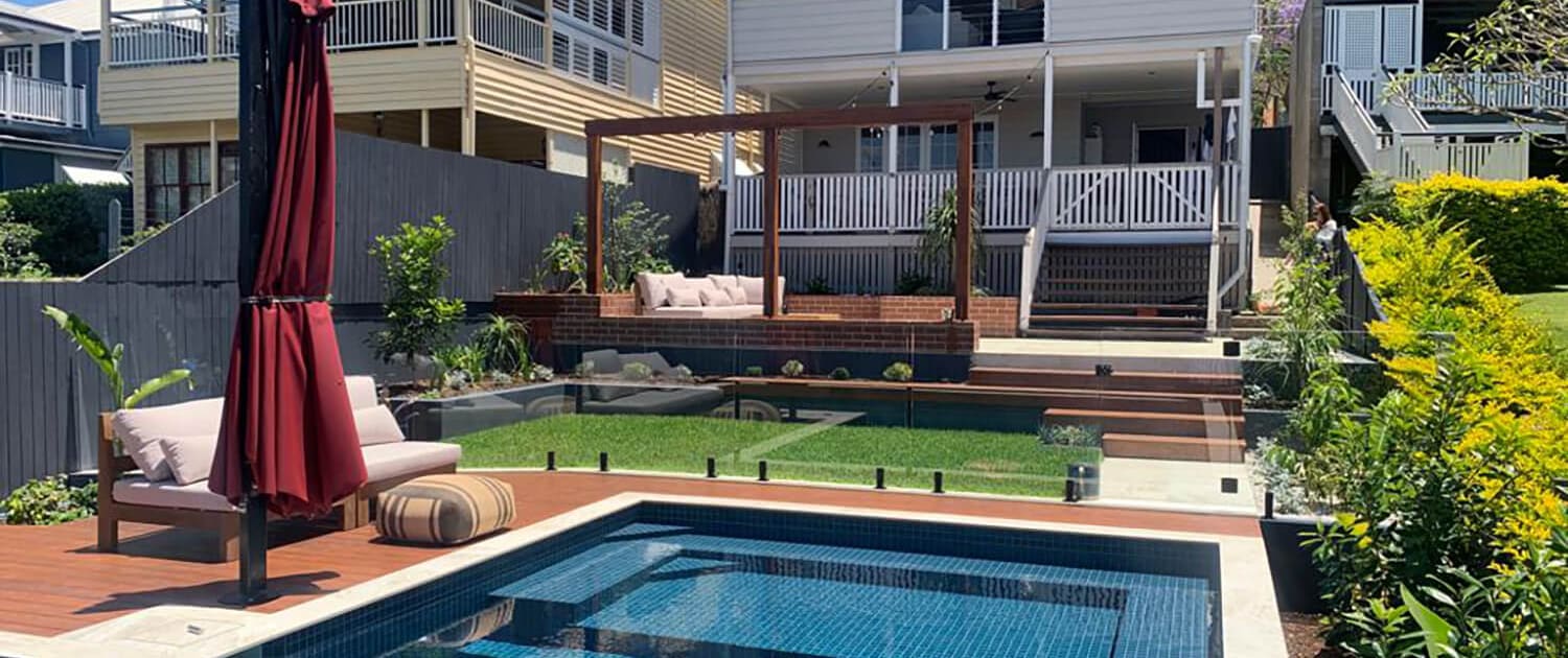 Norman park grand and grander Norman park grand and grander double story home with new Landscape rennovations in Brisbane CBD.